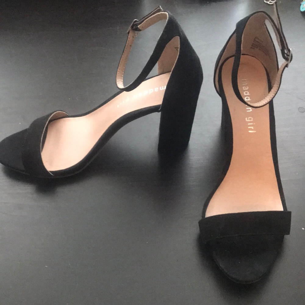 Madden girl black chunky heels
